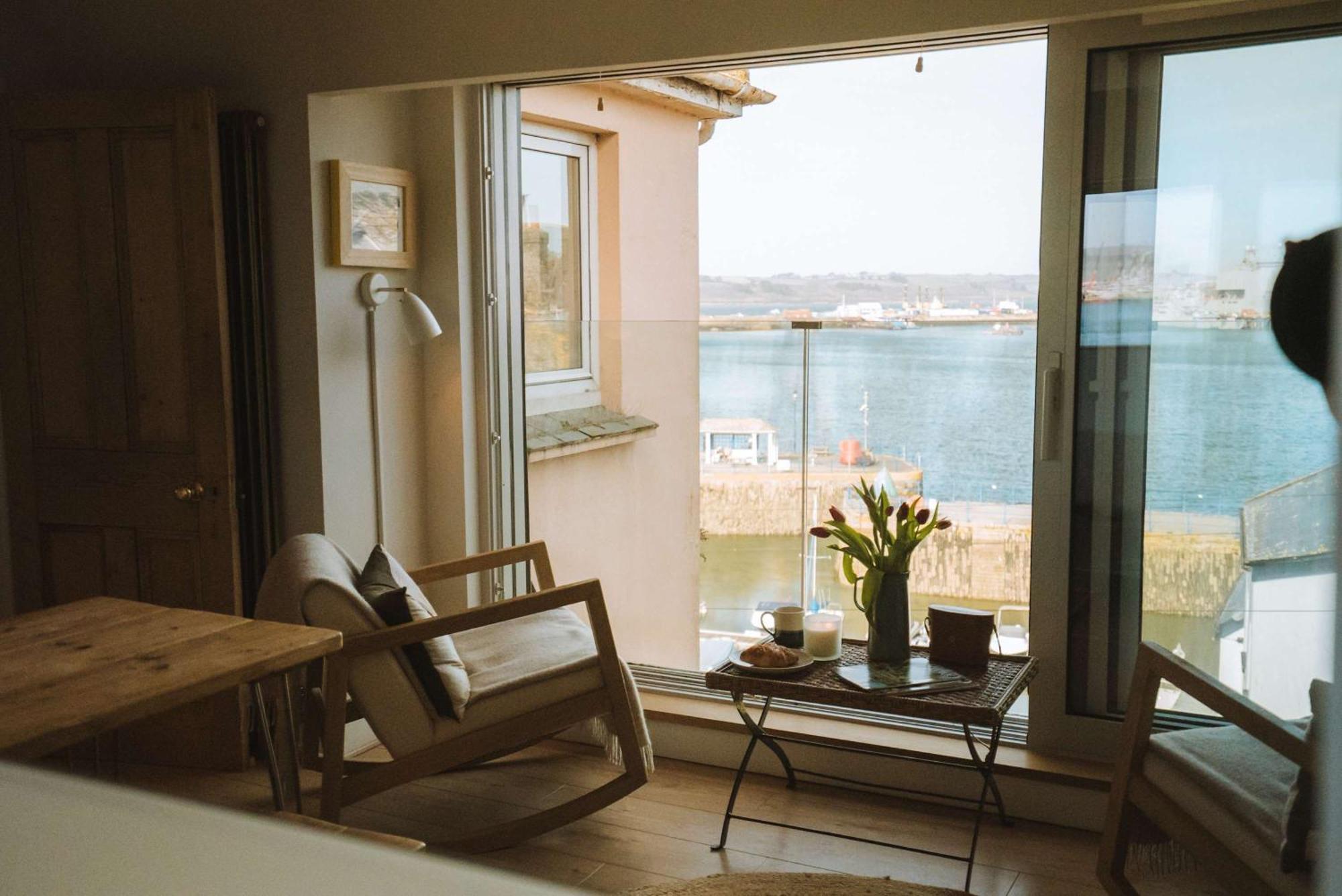 Breathtaking Harbourside Views With Parking At 'Harbour Strand' 法尔茅斯 外观 照片